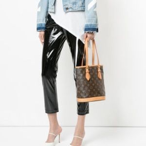 Authentic Louis Vuitton bucket style handbag